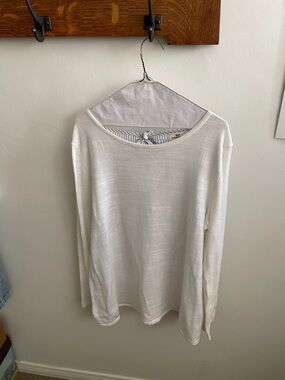 Vineyard Vines White Long Sleeve Scoop Neck Top
